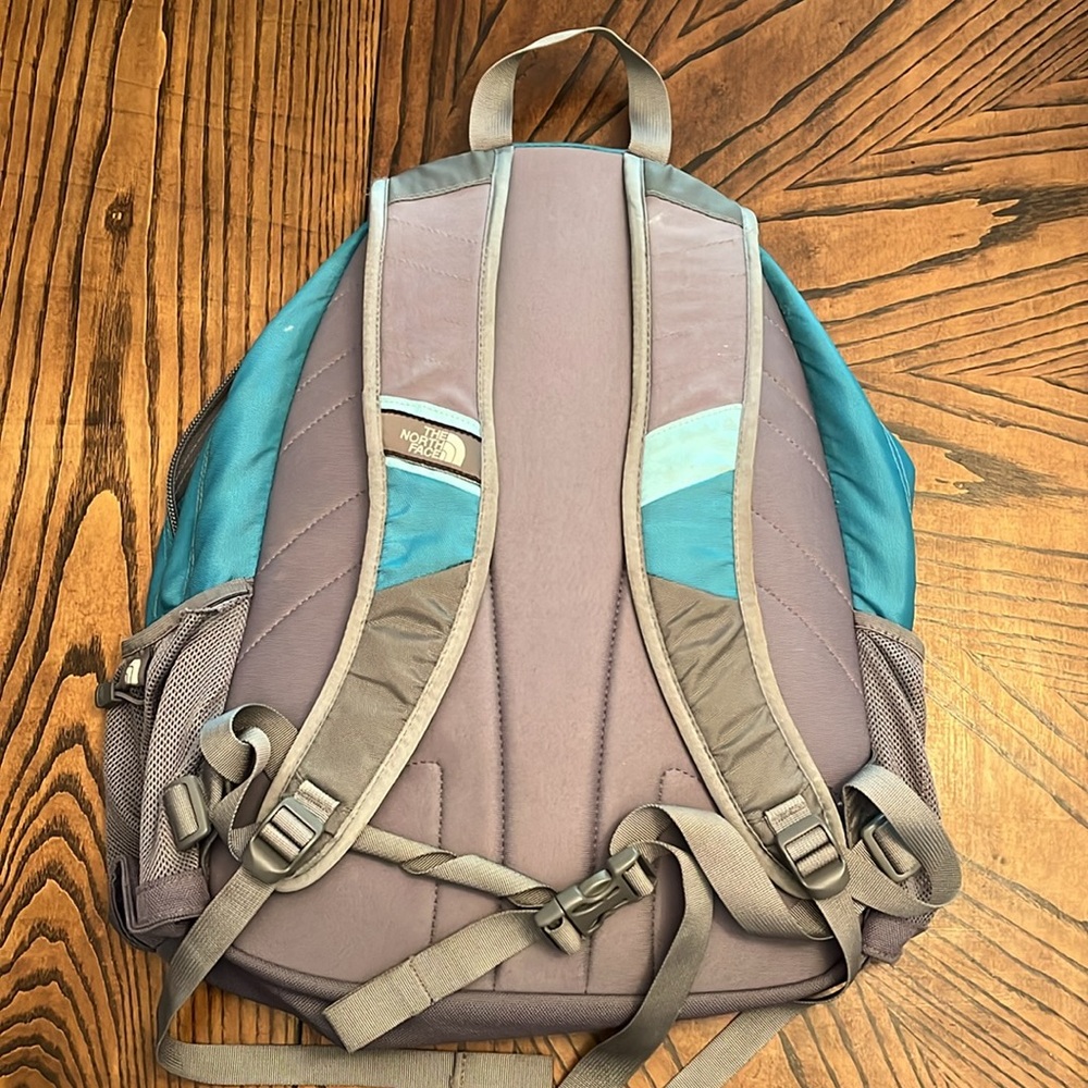 The North Face light blue and grey Jester Backpack - Picture 11 of 14